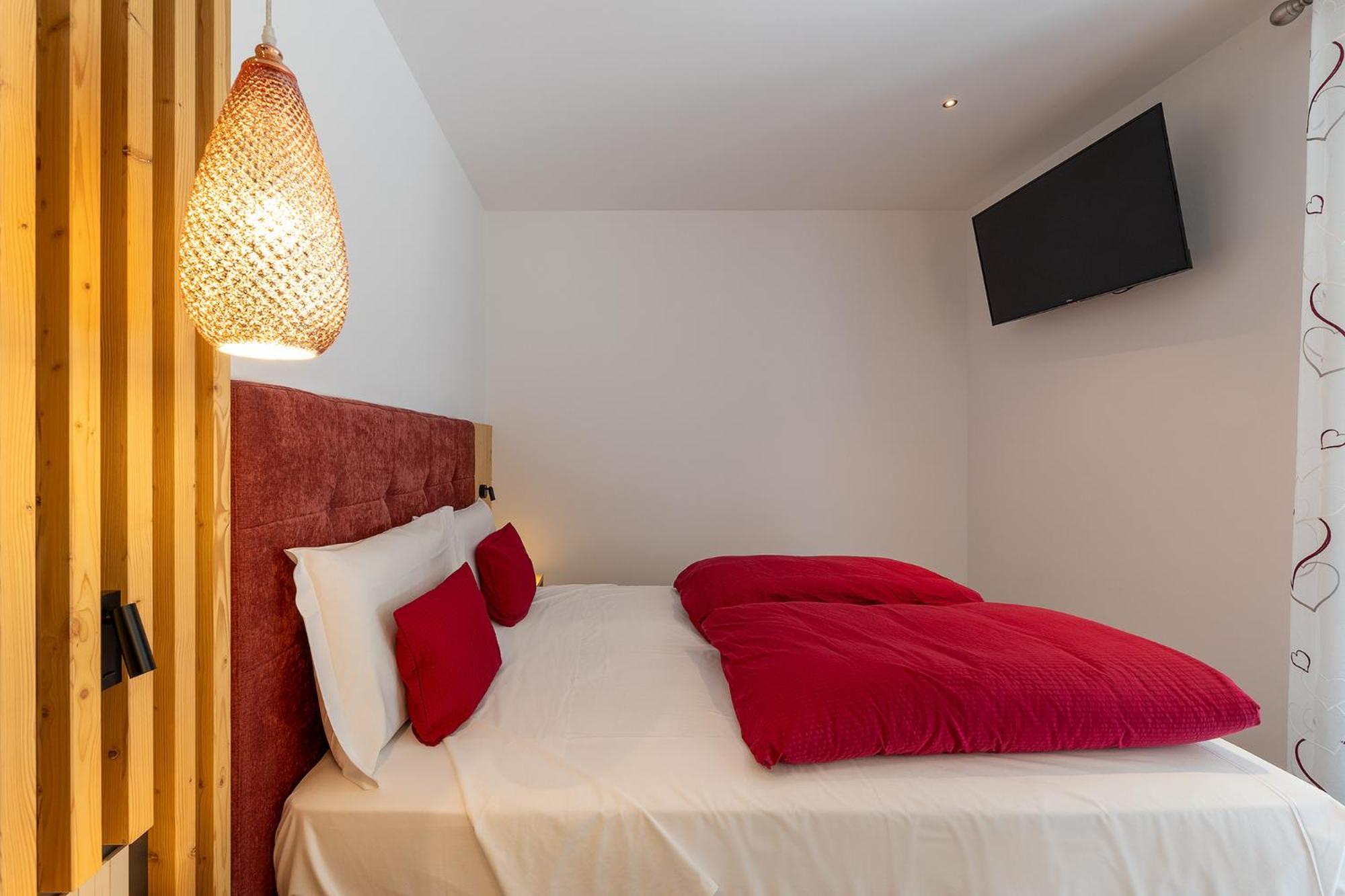 Hotel Alt Spaur Spormaggiore Kültér fotó